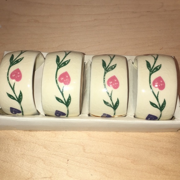 4 napkin rings - Picture 4 of 7